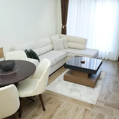 Skyhill 2 04
