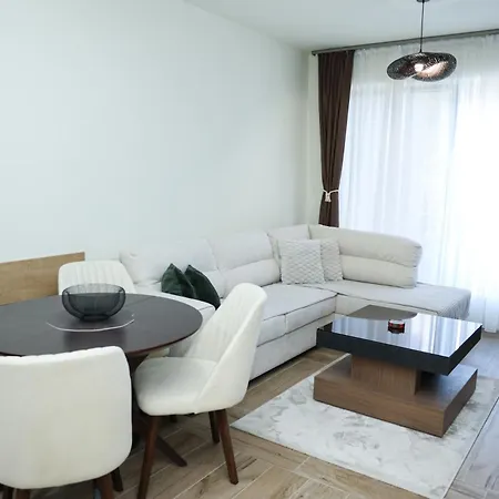 Skyhill 2 04